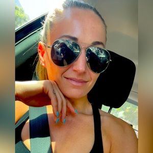 Meet your Posher, Basia